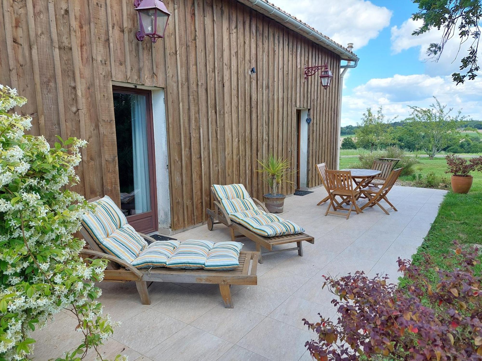 Gite Cosy Grand Confort Dans Un Ecrin De Verdure Agudelle Екстер'єр фото